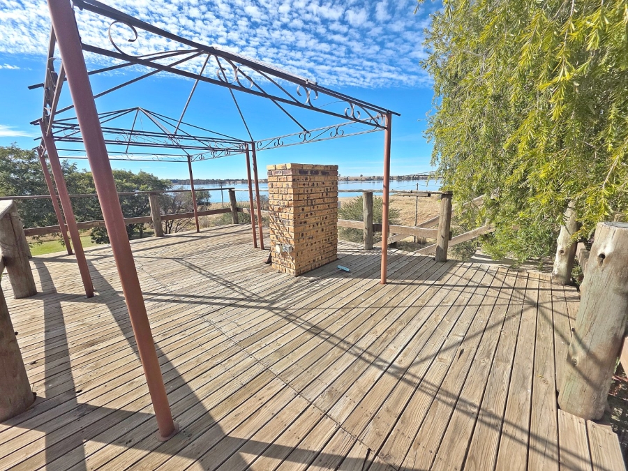 3 Bedroom Property for Sale in Oranjeville Free State
